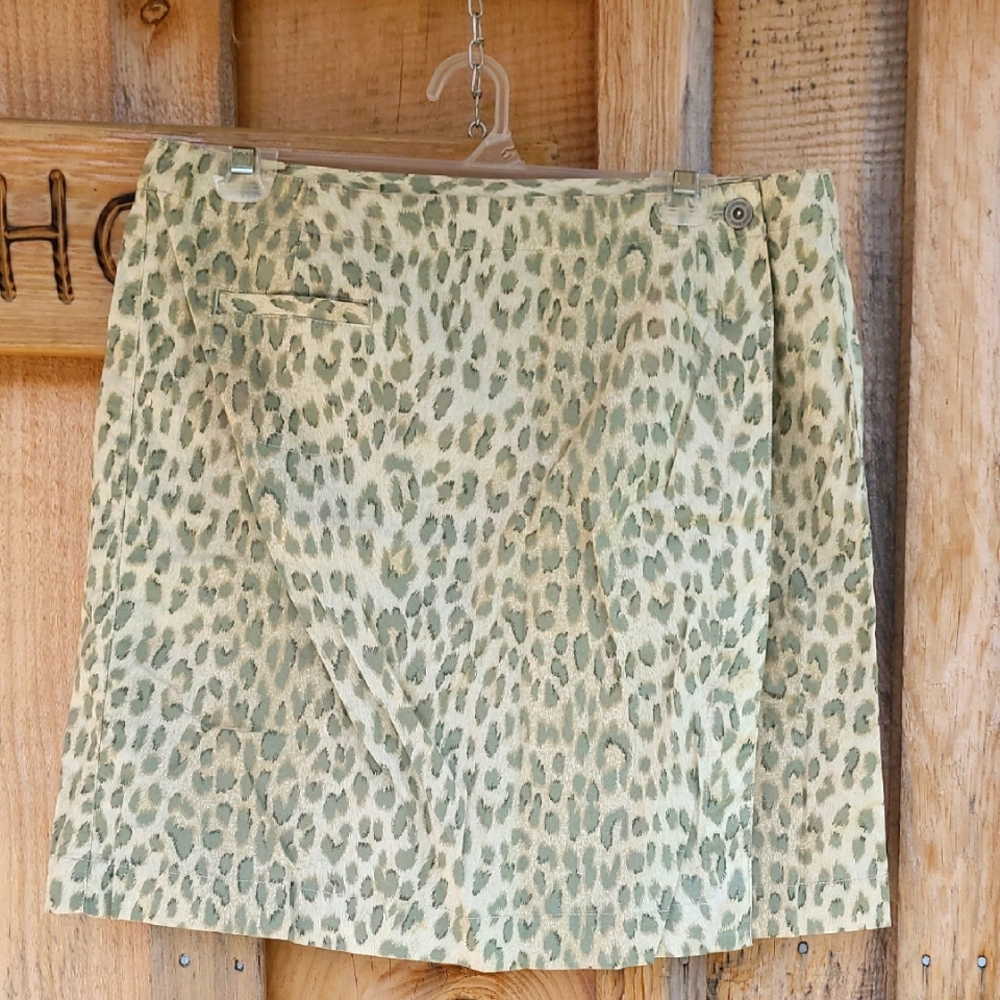 Lizwear Animal Print Mini Skort Shorts